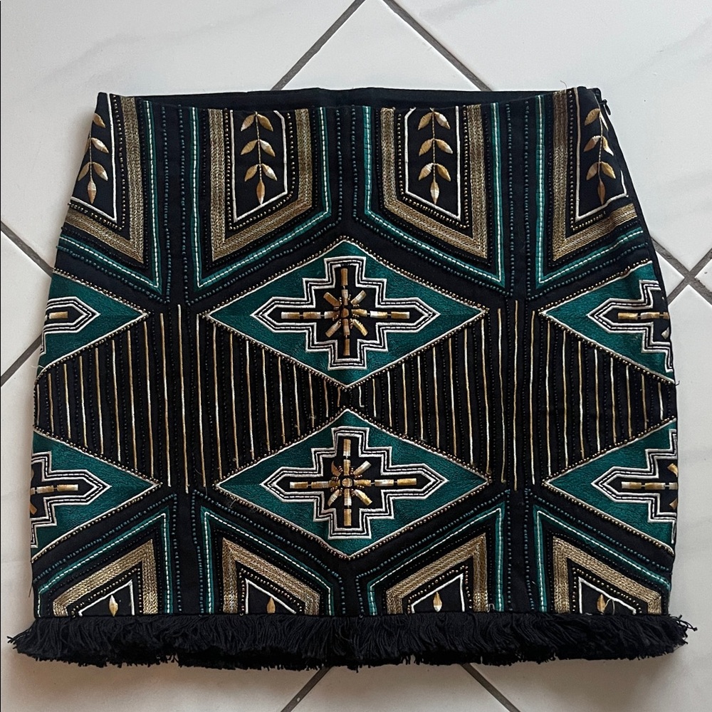 H&M Black and Green Geometric Mini Skirt